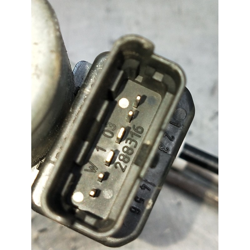 Recambio de elevalunas delantero derecho para renault megane ii (bm0/1_, cm0/1_) 1.5 dci (bm1e, cm1e) referencia OEM IAM  5P 