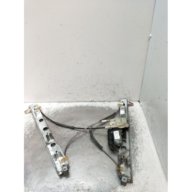 Recambio de elevalunas delantero izquierdo para renault megane ii (bm0/1_, cm0/1_) 1.5 dci (bm1e, cm1e) referencia OEM IAM  5P 
