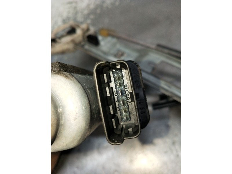 Recambio de elevalunas delantero izquierdo para renault megane ii (bm0/1_, cm0/1_) 1.5 dci (bm1e, cm1e) referencia OEM IAM  5P 