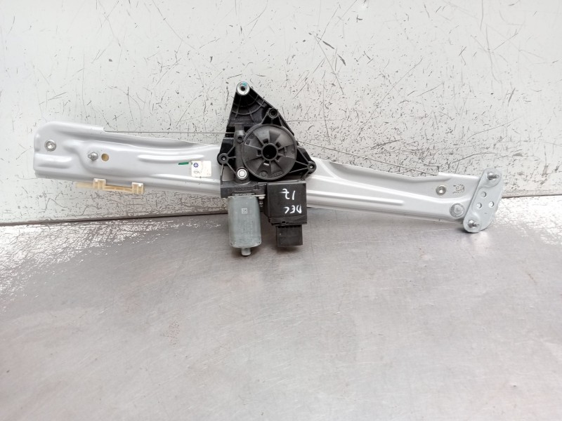Recambio de elevalunas delantero izquierdo para opel crossland x / crossland (p17, p2qo) 1.2 (75) referencia OEM IAM 98820P1M21 