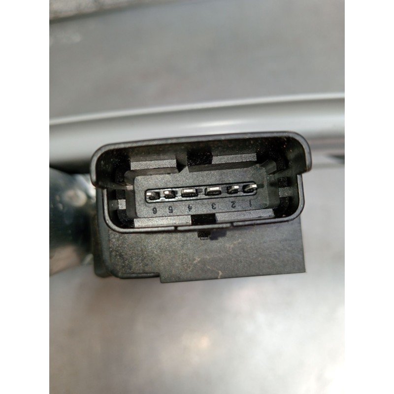 Recambio de elevalunas trasero derecho para opel crossland x / crossland (p17, p2qo) 1.2 (75) referencia OEM IAM 0130824272 5P. 
