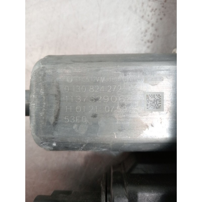 Recambio de elevalunas trasero derecho para opel crossland x / crossland (p17, p2qo) 1.2 (75) referencia OEM IAM 0130824272 5P. 