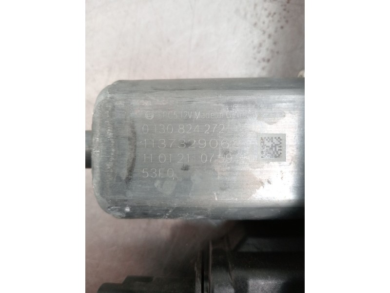 Recambio de elevalunas trasero derecho para opel crossland x / crossland (p17, p2qo) 1.2 (75) referencia OEM IAM 0130824272 5P. 