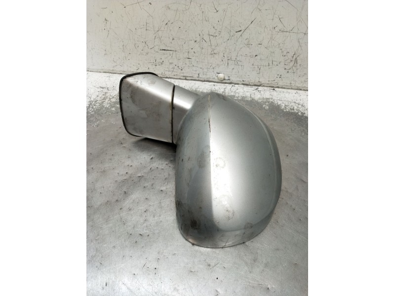 Recambio de retrovisor izquierdo para ssangyong rodius i 2.7 xdi referencia OEM IAM  ELÉCTRICO 2005