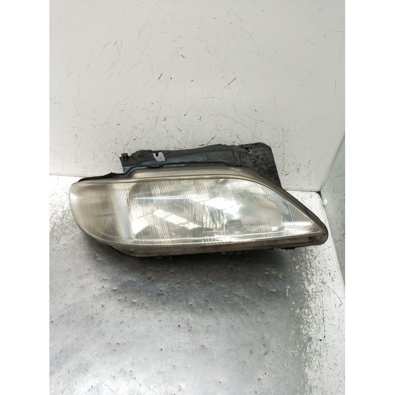 Recambio de faro derecho para citroën xsara (n1) 2.0 hdi 90 referencia OEM IAM   