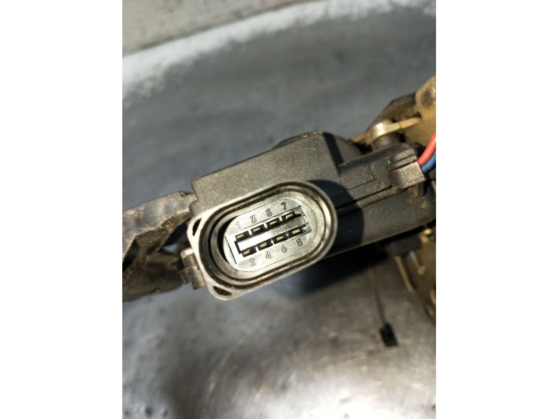 Recambio de motor cierre centralizado delantero derecho para volkswagen passat b3/b4 (3a2, 35i) 1.9 tdi referencia OEM IAM  4P 1