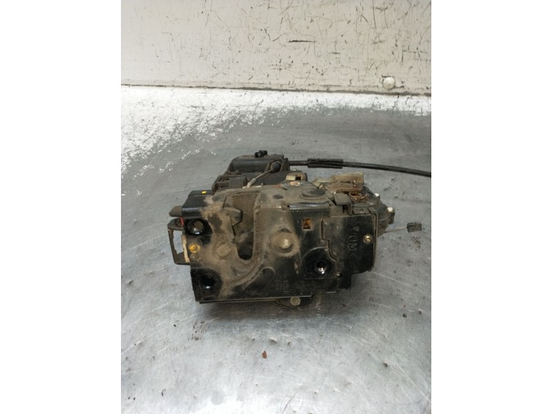 Recambio de motor cierre centralizado trasero derecho para volkswagen passat b3/b4 (3a2, 35i) 1.9 tdi referencia OEM IAM  4P 199