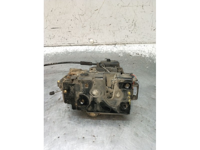 Recambio de motor cierre centralizado trasero izquierdo para volkswagen passat b3/b4 (3a2, 35i) 1.9 tdi referencia OEM IAM  4P 1
