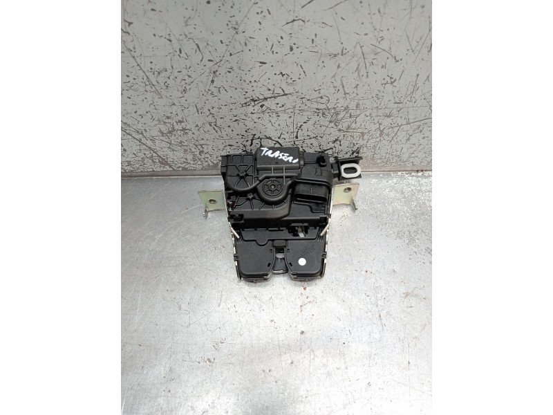 Recambio de motor cierre centralizado porton para mercedes-benz clase c (w206) c 200 d (206.003) referencia OEM IAM A0997503900 