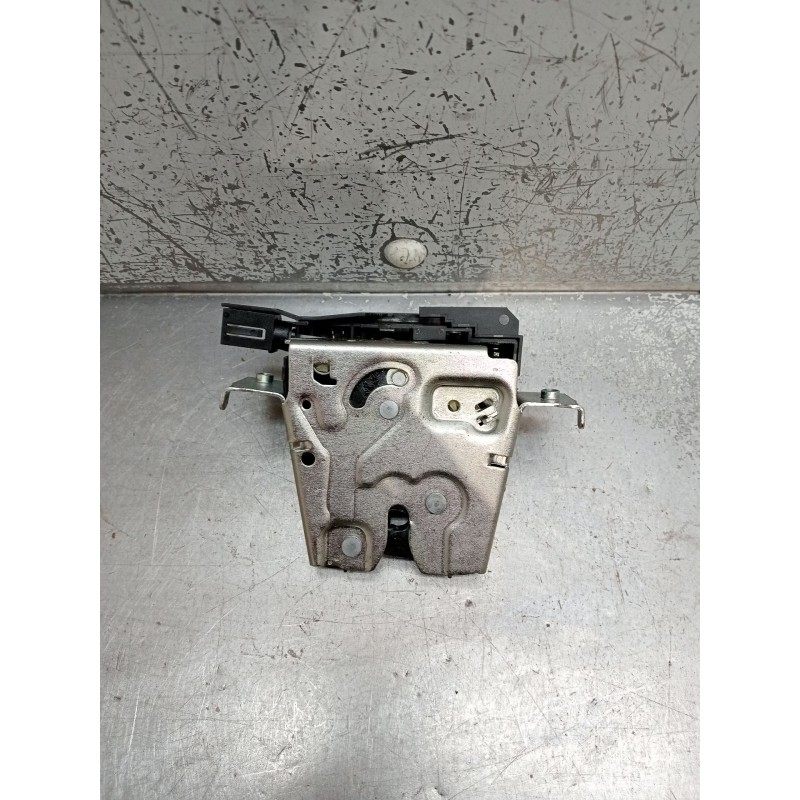 Recambio de motor cierre centralizado porton para mercedes-benz clase c (w206) c 200 d (206.003) referencia OEM IAM A0997503900 