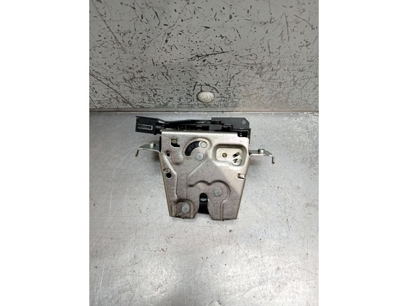 Recambio de motor cierre centralizado porton para mercedes-benz clase c (w206) c 200 d (206.003) referencia OEM IAM A0997503900 