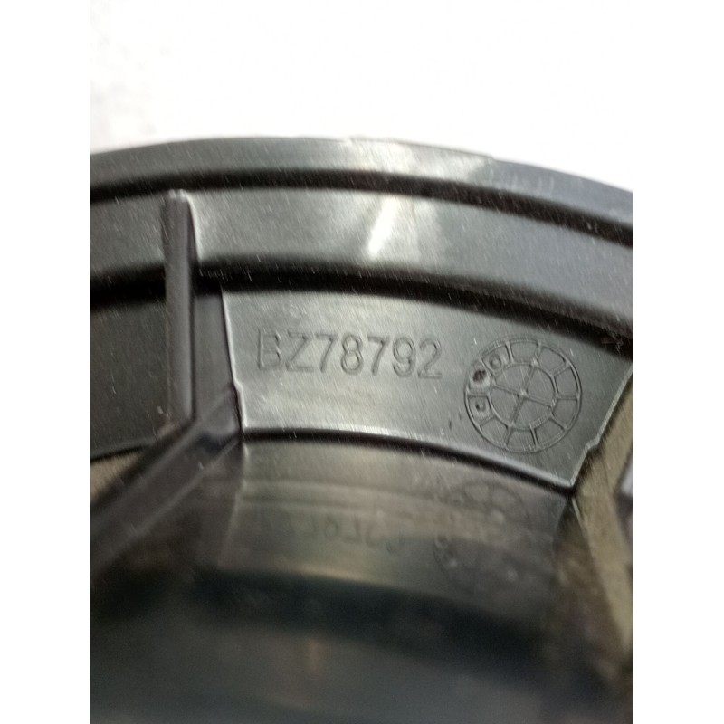 Recambio de motor calefaccion para opel crossland x / crossland (p17, p2qo) 1.2 (75) referencia OEM IAM HB613001 0807667 BZ78792