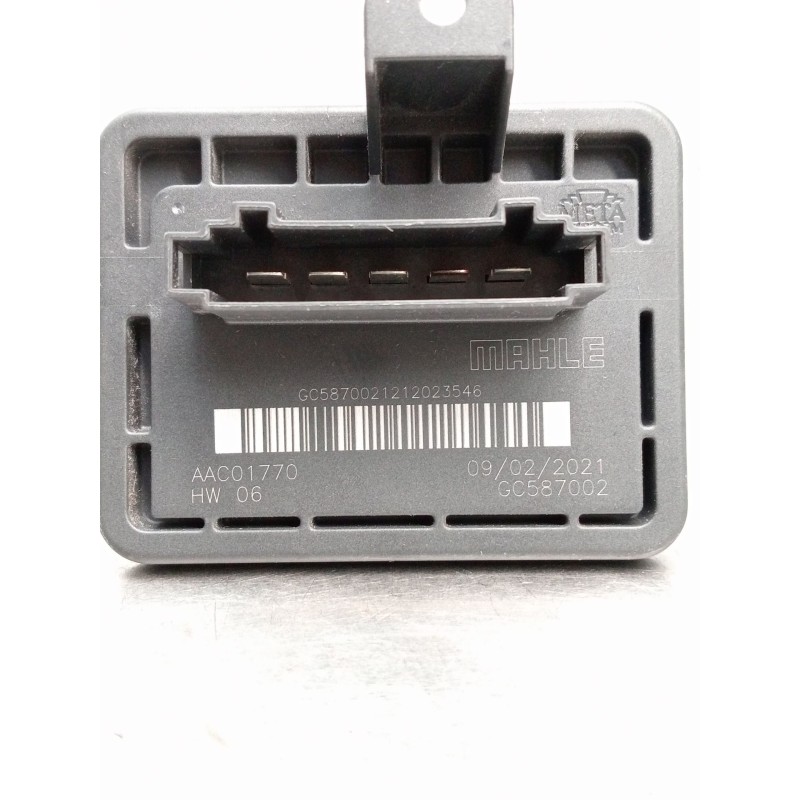 Recambio de caja precalentamiento para opel crossland x / crossland (p17, p2qo) 1.2 (75) referencia OEM IAM AAC01770 GC587002 12