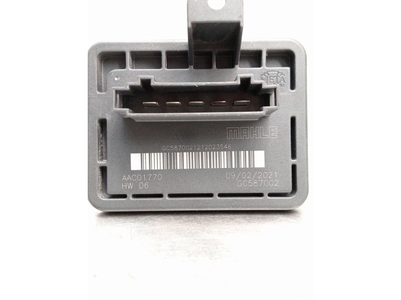 Recambio de caja precalentamiento para opel crossland x / crossland (p17, p2qo) 1.2 (75) referencia OEM IAM AAC01770 GC587002 12