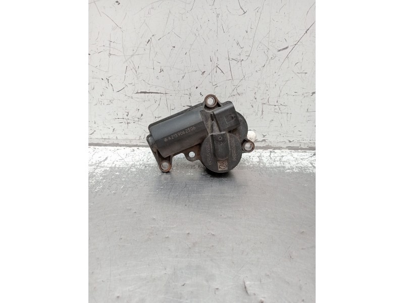 Recambio de modulo electronico para mercedes-benz clase c (w206) c 200 d (206.003) referencia OEM IAM A2139062306 230361555639 2