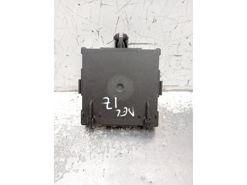 Recambio de modulo electronico para mercedes-benz clase c (w206) c 200 d (206.003) referencia OEM IAM A2239005733 A2069029508 A2
