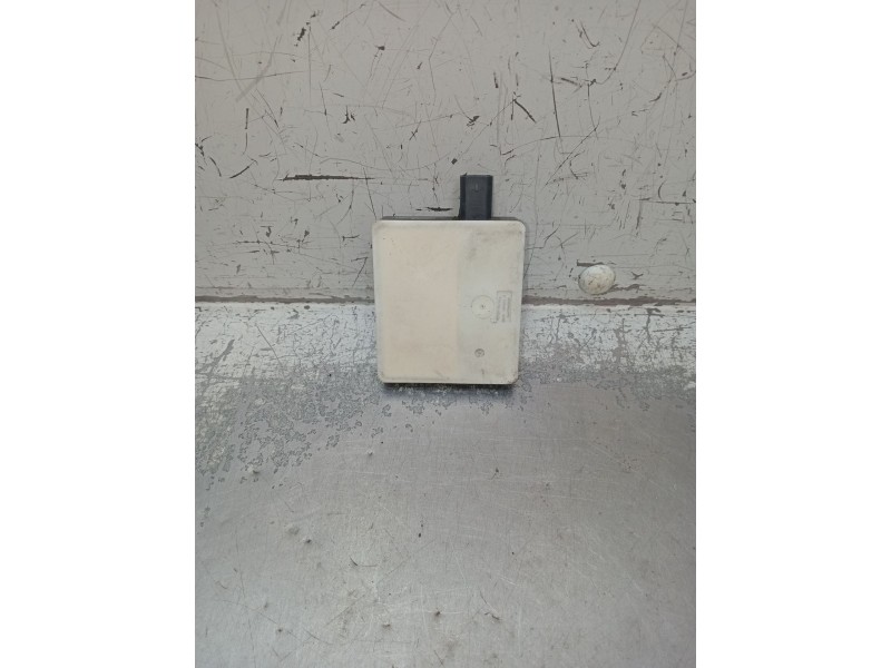 Recambio de modulo electronico para mercedes-benz clase c (w206) c 200 d (206.003) referencia OEM IAM A0009003138 A0009012422. A