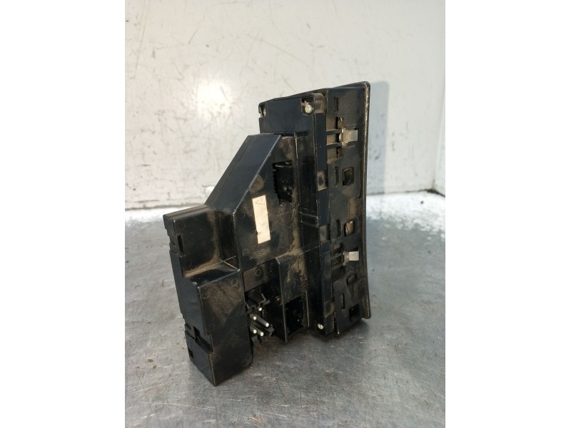 Recambio de mando elevalunas delantero izquierdo para bmw x5 (e53) 3.0 d referencia OEM IAM 6944552 5P 2003