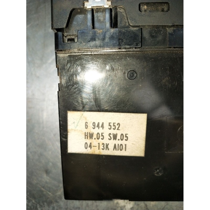 Recambio de mando elevalunas delantero izquierdo para bmw x5 (e53) 3.0 d referencia OEM IAM 6944552 5P 2003