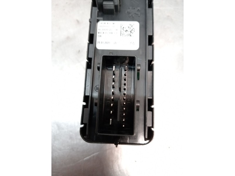 Recambio de mando elevalunas delantero izquierdo para opel crossland x / crossland (p17, p2qo) 1.2 (75) referencia OEM IAM 96788