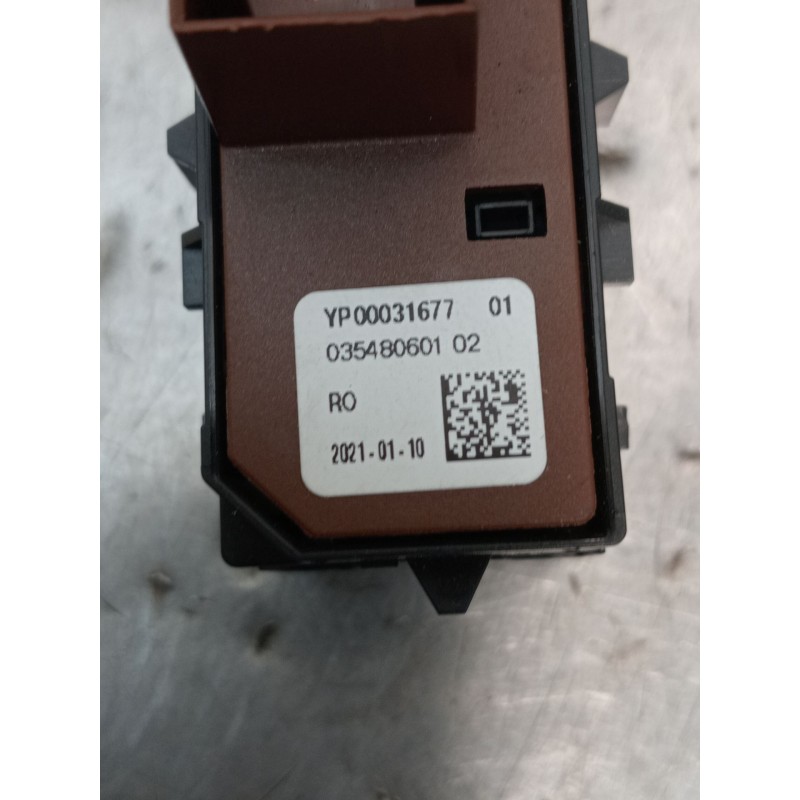 Recambio de mando multifuncion para opel crossland x / crossland (p17, p2qo) 1.2 (75) referencia OEM IAM YP00031677 03548060102 