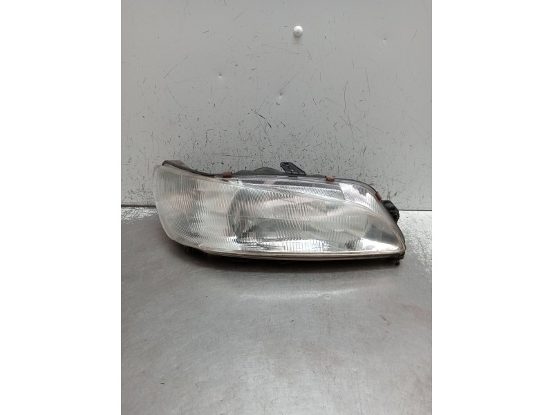 Recambio de faro derecho para peugeot 306 hatchback (7a, 7c, n3, n5) 1.9 d referencia OEM IAM   1997