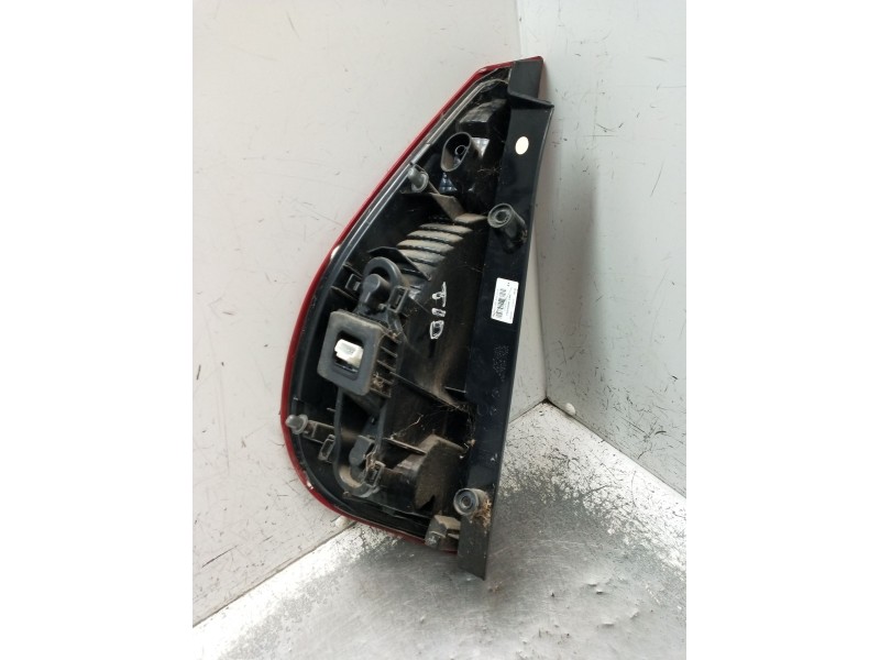 Recambio de piloto trasero derecho para renault scénic iii (jz0/1_) 1.5 dci referencia OEM IAM 265500013R  2009