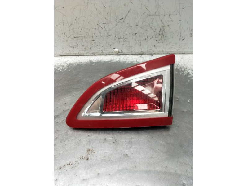 Recambio de piloto trasero derecho interior para renault scénic iii (jz0/1_) 1.5 dci referencia OEM IAM   2009