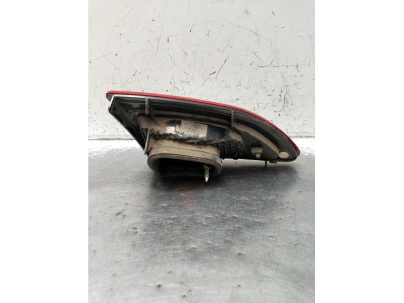 Recambio de piloto trasero derecho interior para renault scénic iii (jz0/1_) 1.5 dci referencia OEM IAM   2009