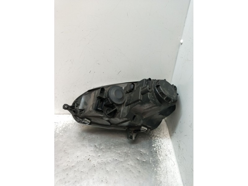Recambio de faro derecho para volkswagen golf v (1k1) 1.9 tdi referencia OEM IAM  FARO PARA PULIR 2003