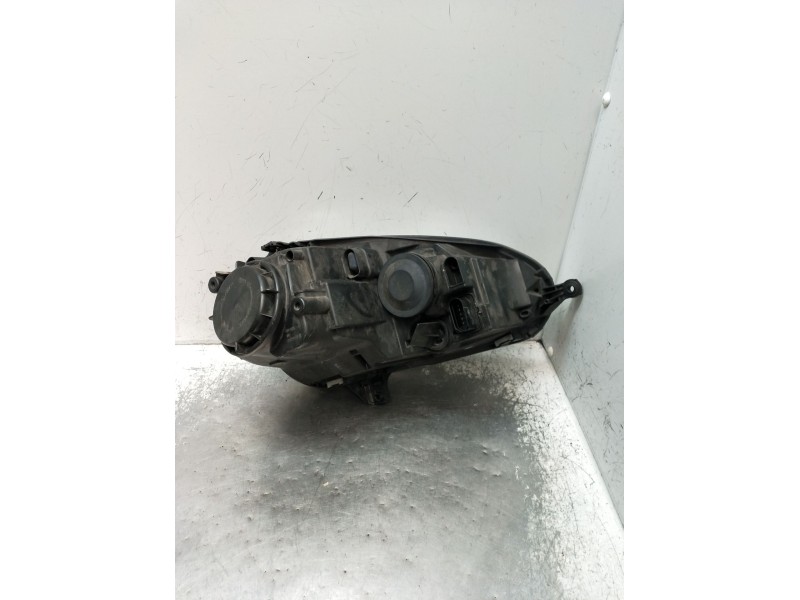 Recambio de faro izquierdo para volkswagen golf v (1k1) 1.9 tdi referencia OEM IAM 1K6941005P FARO PARA PULIR 2003