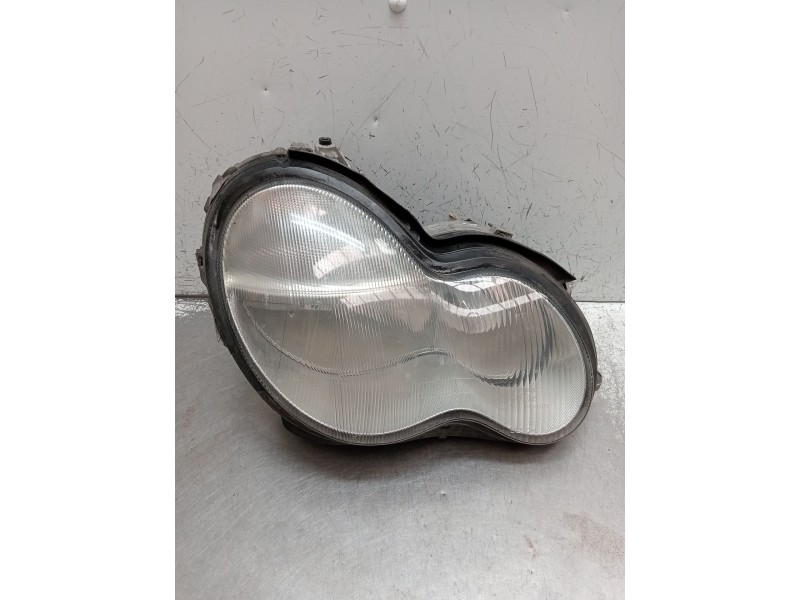 Recambio de faro derecho para mercedes-benz clase c (w203) c 270 cdi (203.016) referencia OEM IAM   