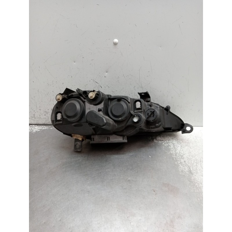Recambio de faro izquierdo para alfa romeo 147 (937_) 1.6 16v t.spark eco (937.axa1a, 937.bxa1a) referencia OEM IAM   