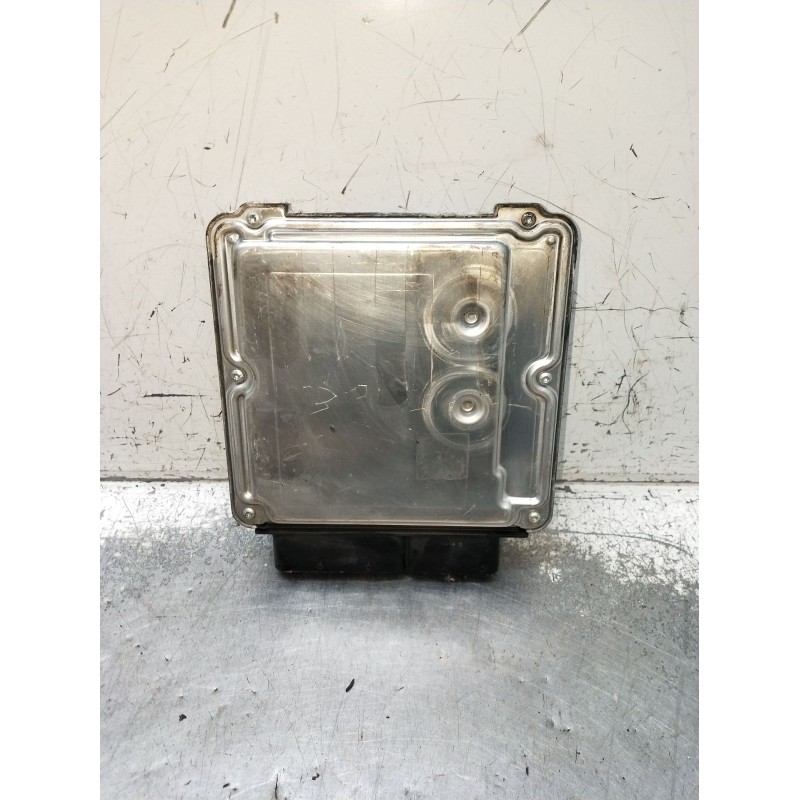 Recambio de centralita motor uce para volkswagen golf v (1k1) 1.9 tdi referencia OEM IAM 0281011900 03G906016CB 1039S06216 2003