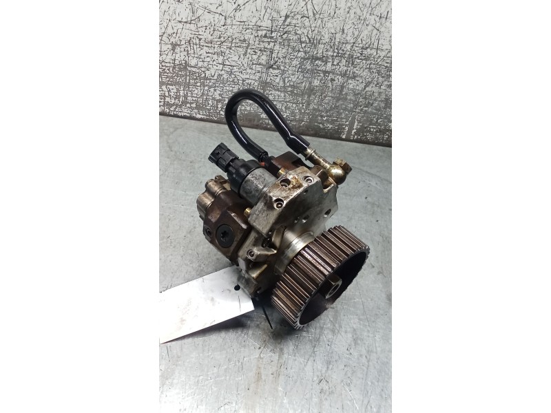 Recambio de bomba inyeccion para peugeot 206 hatchback (2a/c) 1.4 hdi eco 70 referencia OEM IAM 0445010042 9637317380 BOSCH