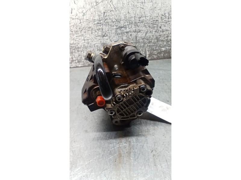 Recambio de bomba inyeccion para peugeot 206 hatchback (2a/c) 1.4 hdi eco 70 referencia OEM IAM 0445010042 9637317380 BOSCH