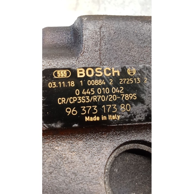 Recambio de bomba inyeccion para peugeot 206 hatchback (2a/c) 1.4 hdi eco 70 referencia OEM IAM 0445010042 9637317380 BOSCH