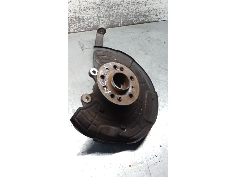 Recambio de mangueta delantera derecha para mercedes-benz clase m (w164) ml 350 4-matic (164.186) referencia OEM IAM 06064301  0