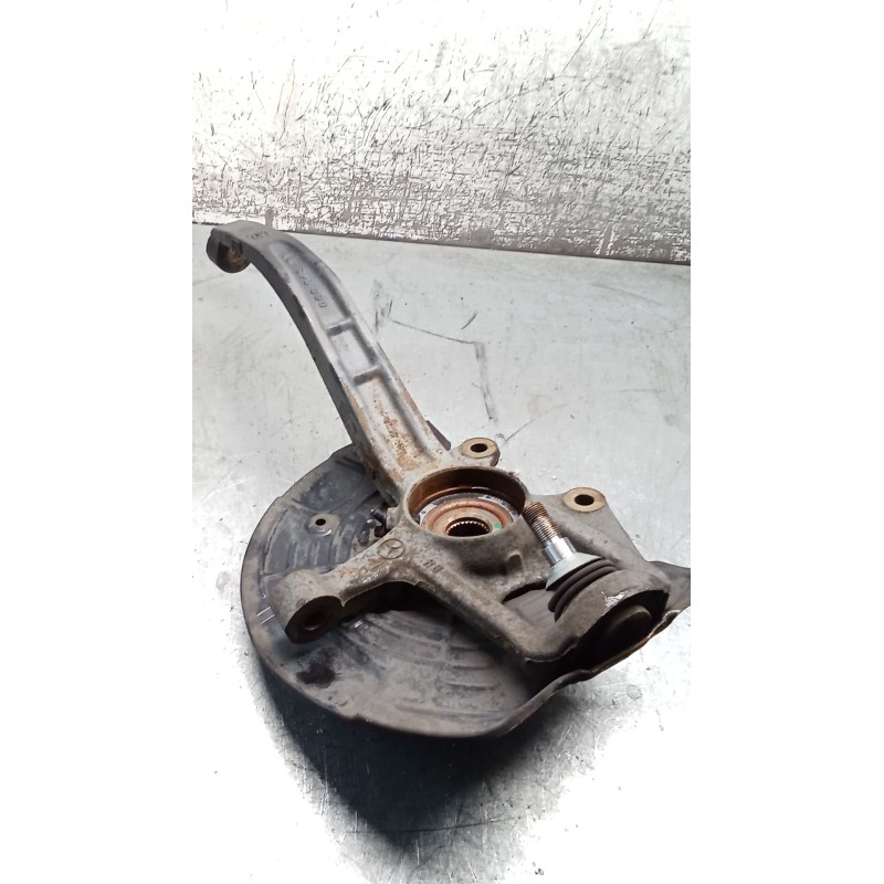 Recambio de mangueta delantera derecha para mercedes-benz clase m (w164) ml 350 4-matic (164.186) referencia OEM IAM 06064301  0