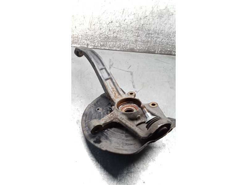 Recambio de mangueta delantera derecha para mercedes-benz clase m (w164) ml 350 4-matic (164.186) referencia OEM IAM 06064301  0