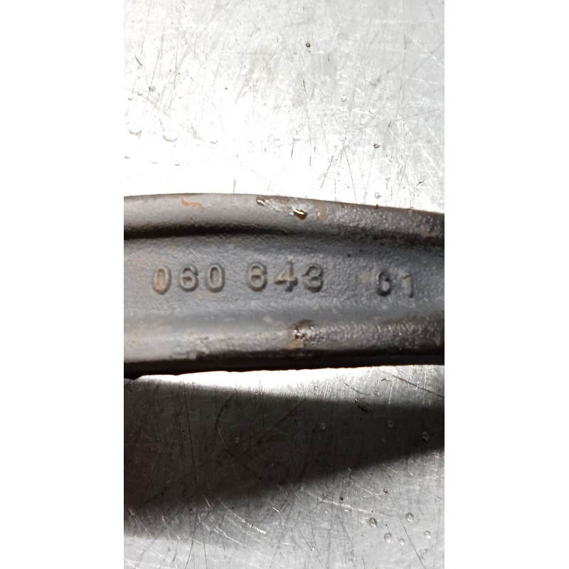 Recambio de mangueta delantera derecha para mercedes-benz clase m (w164) ml 350 4-matic (164.186) referencia OEM IAM 06064301  0