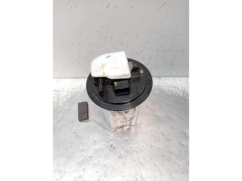 Recambio de bomba combustible para opel crossland x / crossland (p17, p2qo) 1.2 (75) referencia OEM IAM 9813573780 A2C96593001 2