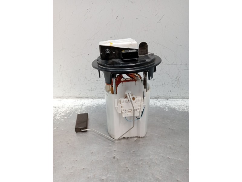 Recambio de bomba combustible para opel crossland x / crossland (p17, p2qo) 1.2 (75) referencia OEM IAM 9813573780 A2C96593001 2