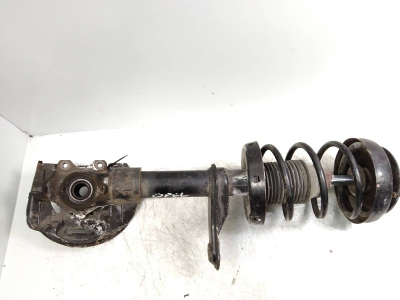 Recambio de mangueta delantera derecha para opel ascona c 2.0 referencia OEM IAM   