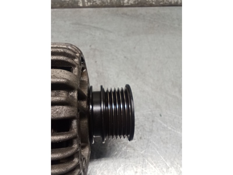 Recambio de alternador para seat ibiza iii (6l1) 1.4 16v referencia OEM IAM 0124325013 037903025M 90A