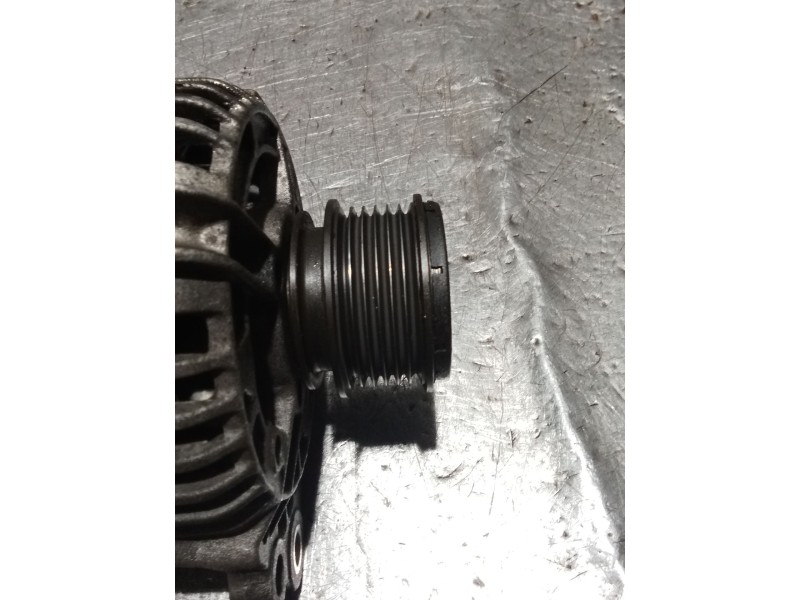 Recambio de alternador para volkswagen golf iv (1j1) 1.9 tdi referencia OEM IAM UNI1501  
