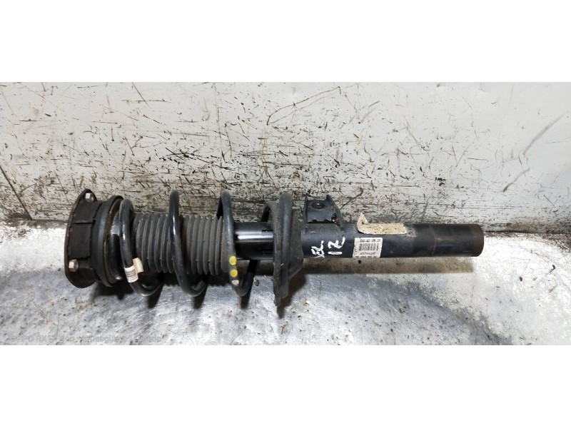 Recambio de amortiguador delantero izquierdo para audi a3 (8v) ambiente referencia OEM IAM 5Q0413023CP  