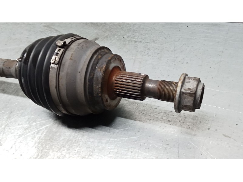 Recambio de transmision delantera derecha para mercedes-benz clase m (w164) ml 350 4-matic (164.186) referencia OEM IAM A1643302