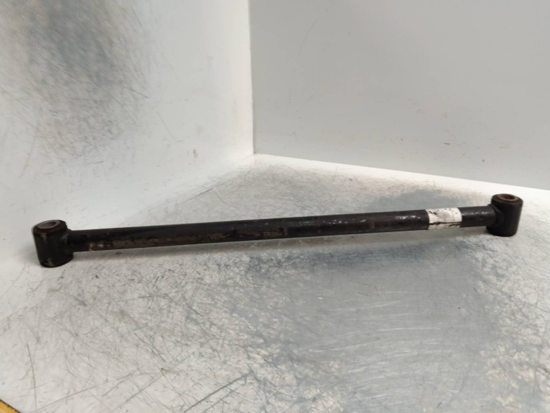 Recambio de tirante trasero derecho para ssangyong rexton 2.9 turbodiesel cat referencia OEM IAM   