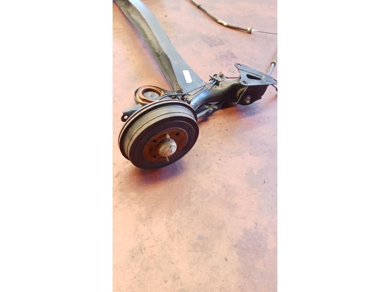 Recambio de puente trasero para fiat panda (312_, 319_) 1.2 (312pxa1a) referencia OEM IAM  TAMBOR/ABS 